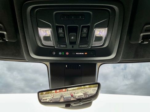 Used 2025 GMC Sierra 1500 Denali Ultimate AWD/4WD image 34