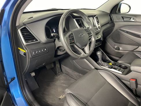 Used 2016 Hyundai Tucson Limited w/ Option Group 03 AWD/4WD image 3