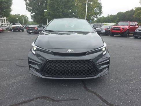 Used 2025 Toyota Corolla XSE FWD image 2