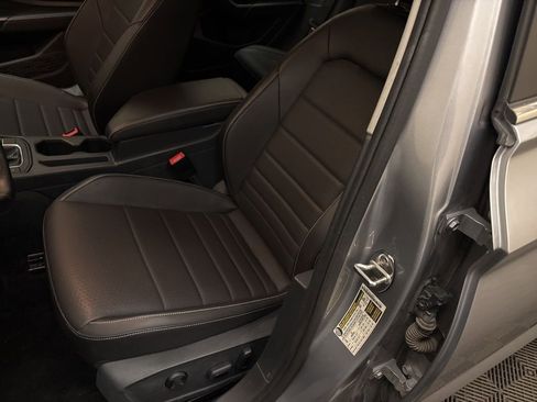 Used 2024 Volkswagen Jetta SE image 13