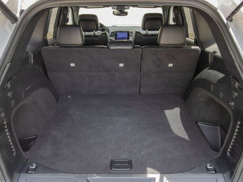 Used 2020 Jeep Grand Cherokee Altitude RWD image 42