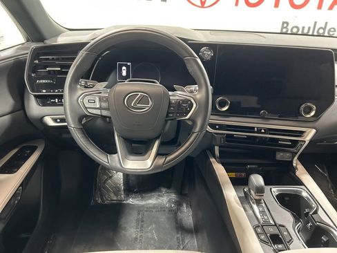 Used 2024 Lexus RX 350h w/ Convenience Package image 23