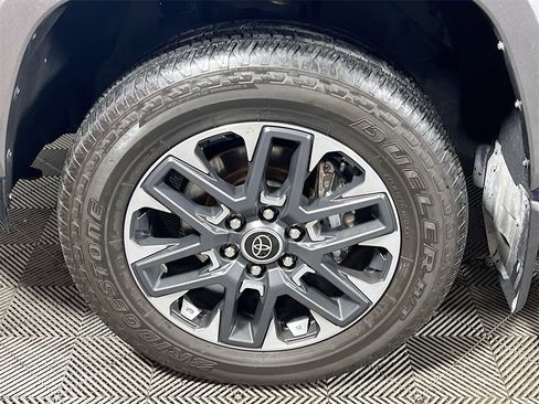 Used 2024 Toyota Tundra Limited image 28