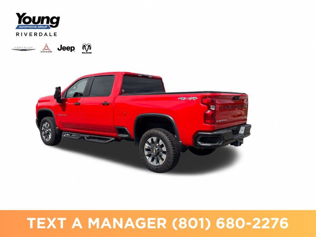 Used 2023 Chevrolet Silverado 2500 Custom w/ Custom Value Package AWD/4WD image 3