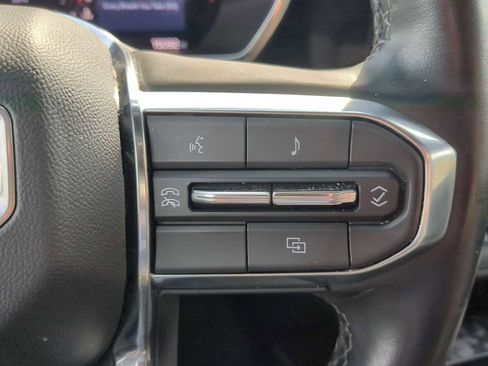 Used 2024 GMC Canyon Elevation w/ Elevation Premium Package RWD image 17