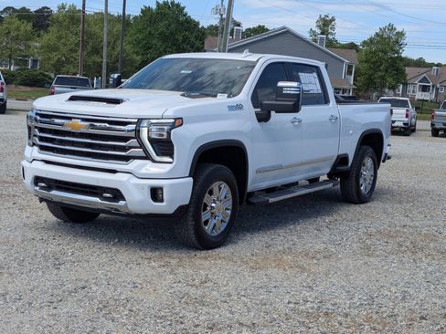New 2026 Chevrolet Silverado 2500 High Country w/ High Country Premium Package AWD/4WD image 5