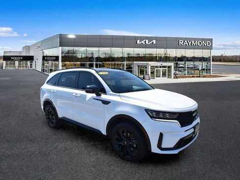 Used 2023 Kia Sorento SX AWD/4WD image 10