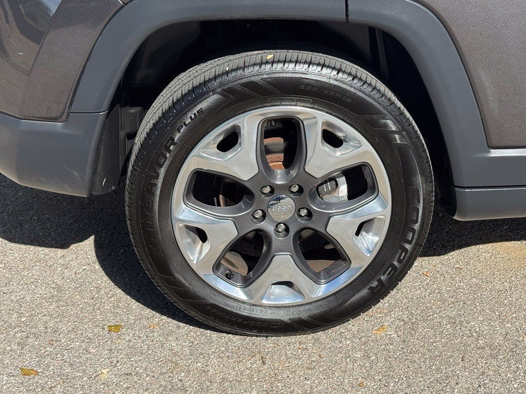 Used 2019 Jeep Compass Limited AWD/4WD image 8