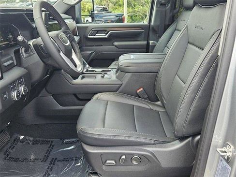 New 2025 GMC Sierra 2500 Denali w/ Denali Reserve Package image 9