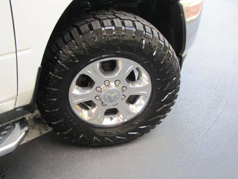 Used 2024 RAM 2500 Big Horn w/ Off Road Package AWD/4WD image 35