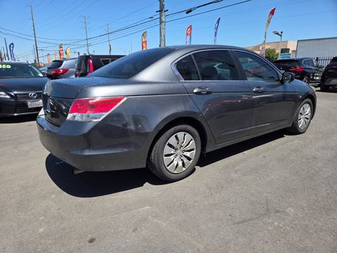 Used 2010 Honda Accord LX image 3