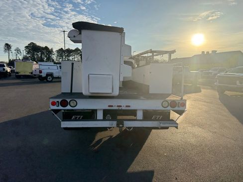 Used 2008 Ford F450 2WD Regular Cab Super Duty image 5