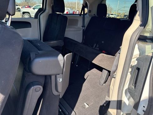 Used 2013 Dodge Grand Caravan SE image 15