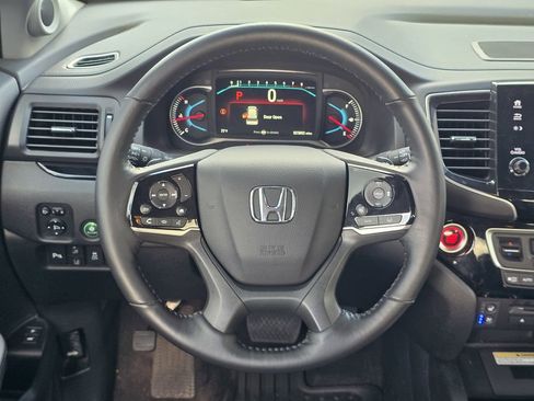 Used 2021 Honda Pilot Elite image 15