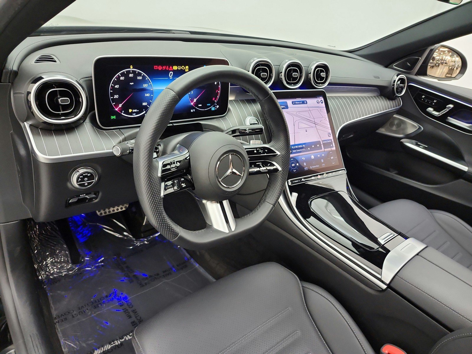 Used 2024 Mercedes-Benz C 300 Sedan image 9
