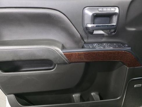 Used 2018 GMC Sierra 1500 SLT AWD/4WD image 10