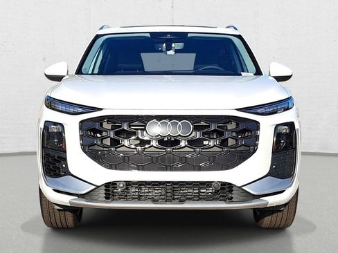 New 2026 Audi Q3 quattro 2.0T AWD/4WD image 2