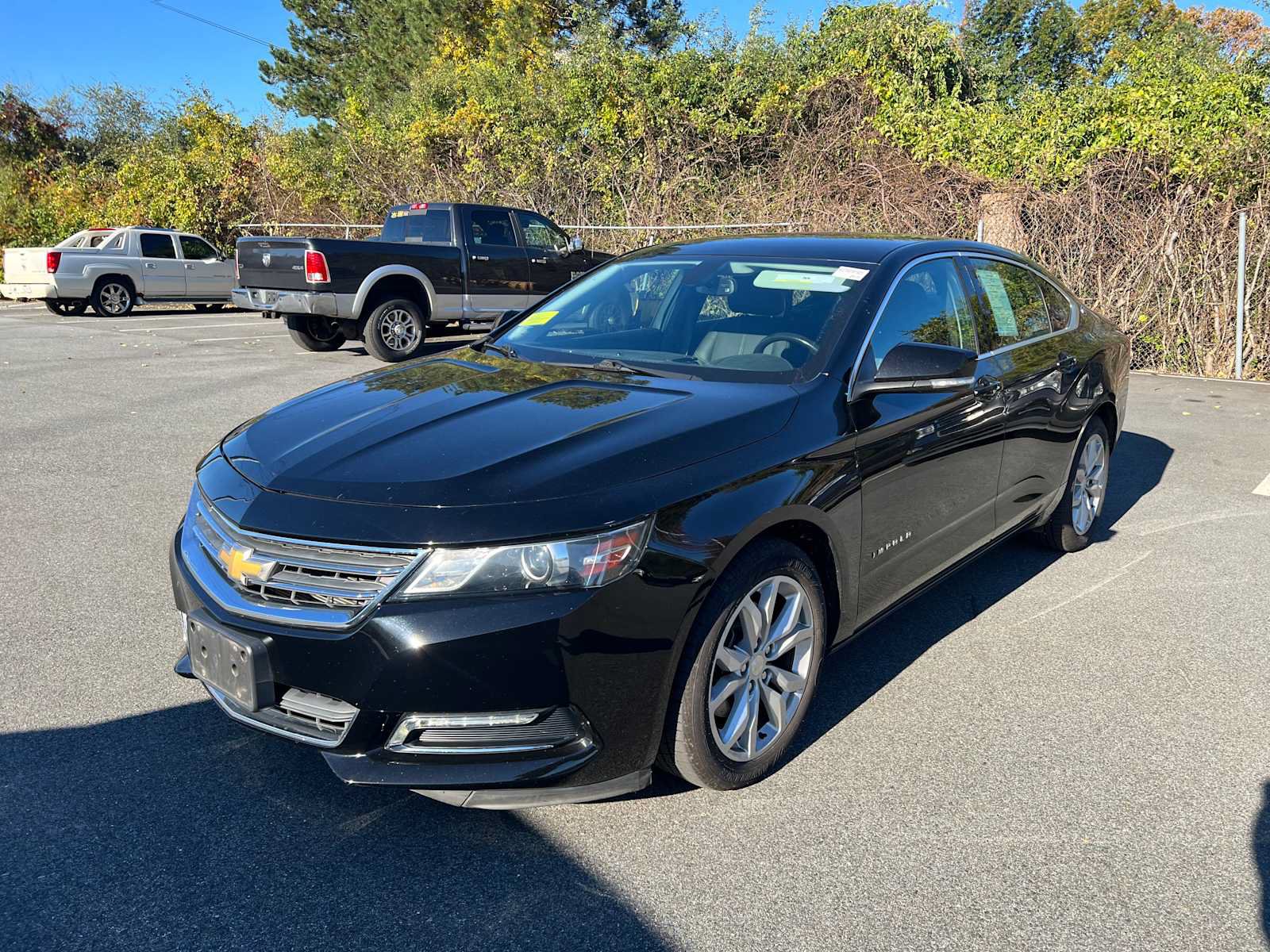 Used 2019 Chevrolet Impala LT w/ LT Leather Package FWD image 3
