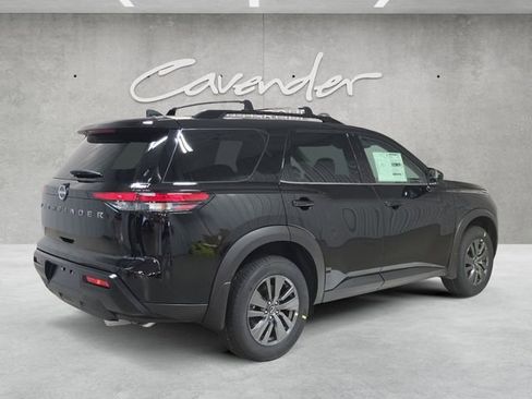New 2026 Nissan Pathfinder SV image 16