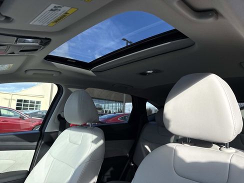 Certified 2025 Hyundai Tucson SEL image 3