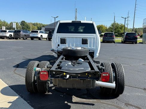New 2025 RAM 5500 Tradesman AWD/4WD image 6