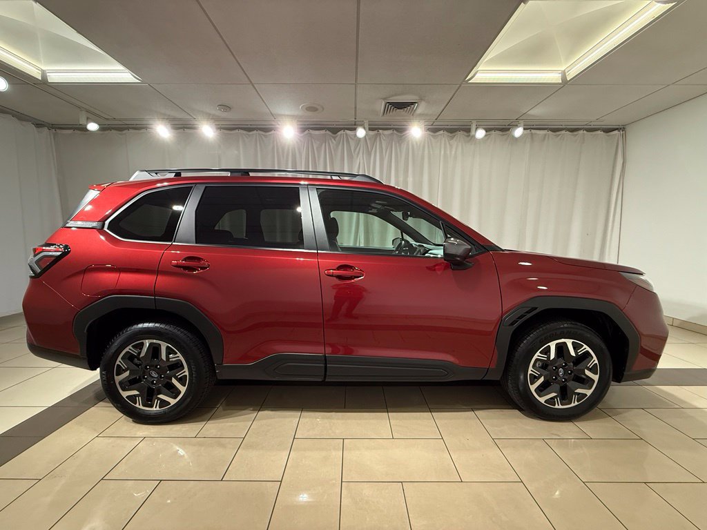 Used 2025 Subaru Forester Premium w/ Convenience Package #1 AWD/4WD image 6