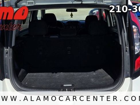 Used 2018 Kia Soul + FWD image 24