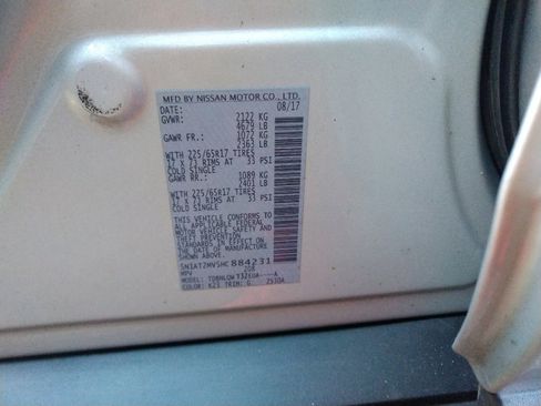 Used 2017 Nissan Rogue SV image 29