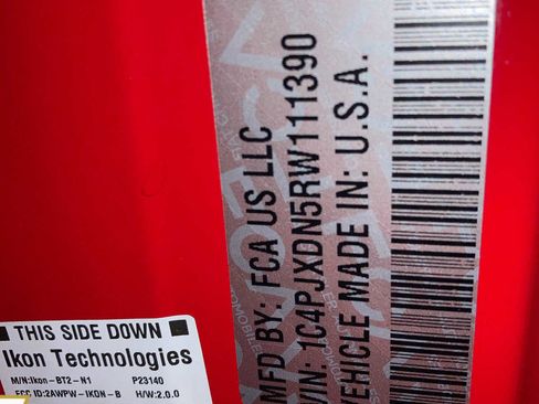 Used 2024 Jeep Wrangler Sport S image 11