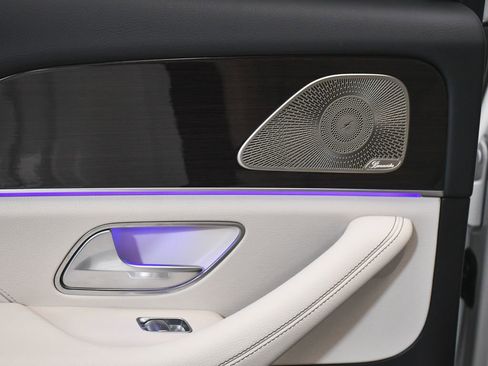 Used 2025 Mercedes-Benz GLE 450e 4MATIC w/ AMG Line Exterior image 14