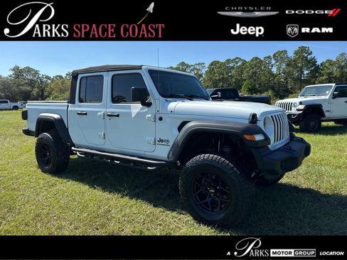 Used 2020 Jeep Gladiator Sport w/ Quick Order Package 24S image 1