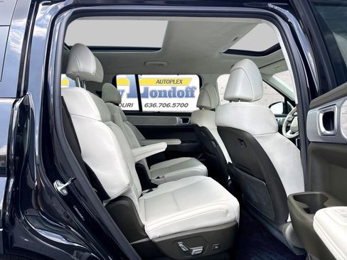 Used 2025 Hyundai Santa Fe Calligraphy AWD/4WD image 8