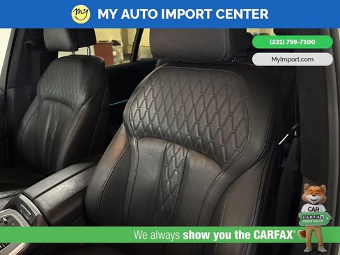 Used 2020 BMW X7 M50i image 14