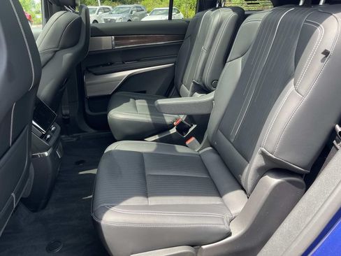 Used 2026 Cadillac Vistiq Sport w/ LPO, Floor Liner Package AWD/4WD image 18