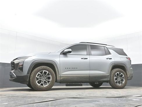 Used 2025 Chevrolet Equinox ACTIV w/ Safety and Technology Package image 45