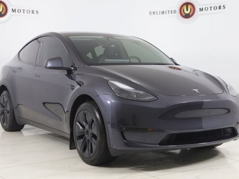 Used 2025 Tesla Model Y Long Range image 22
