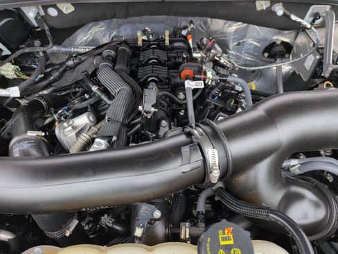 Certified 2025 Ford Expedition Max Active RWD image 35