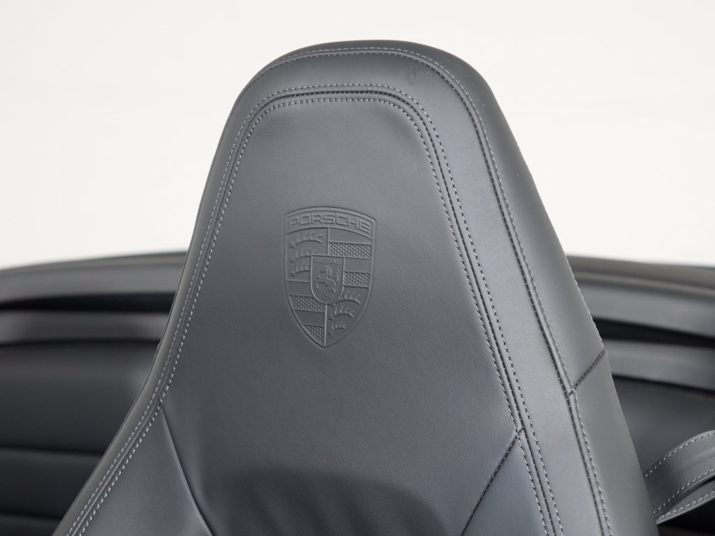 Certified 2025 Porsche 911 Carrera w/ Premium Package RWD image 28