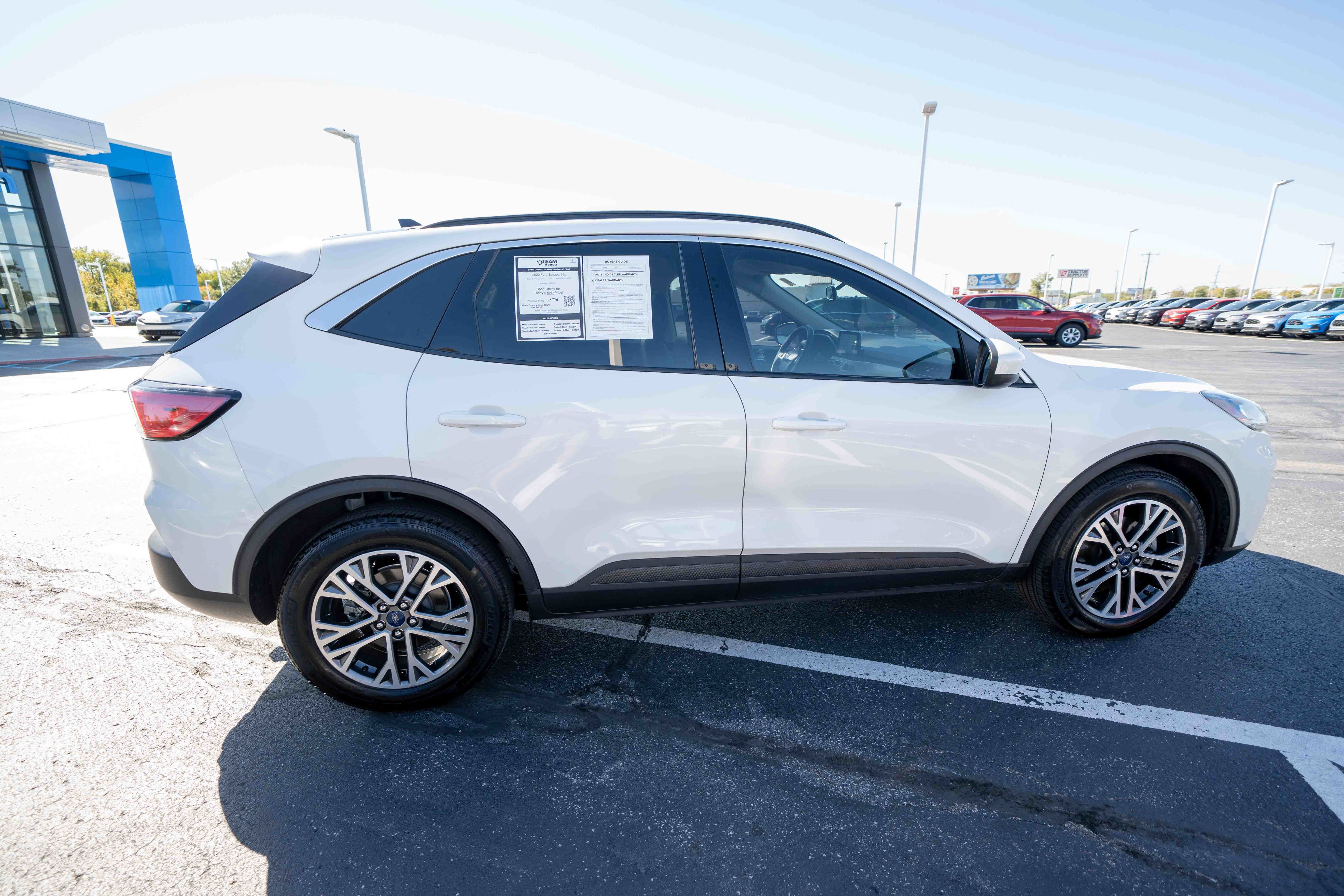 Used 2020 Ford Escape SEL AWD/4WD image 6