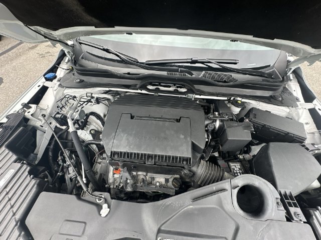 Used 2025 Honda Pilot Sport image 20
