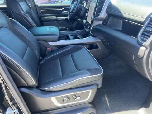 Used 2023 RAM 1500 Laramie AWD/4WD image 17