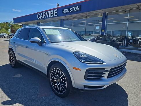 Used 2019 Porsche Cayenne E-Hybrid image 1