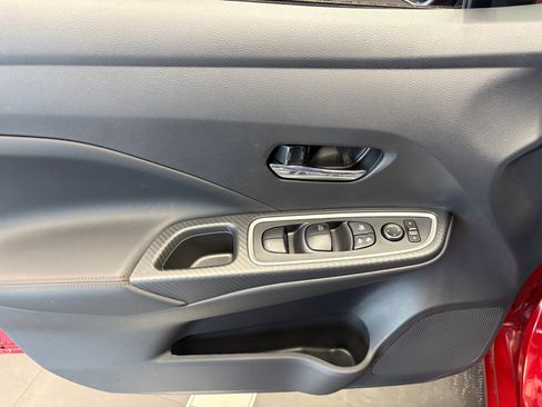 New 2025 Nissan Versa SR image 26