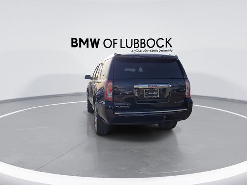 Used 2018 GMC Yukon Denali w/ Denali Ultimate Package image 7