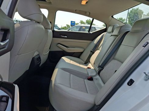 Certified 2023 Nissan Altima 2.5 SL AWD/4WD image 11