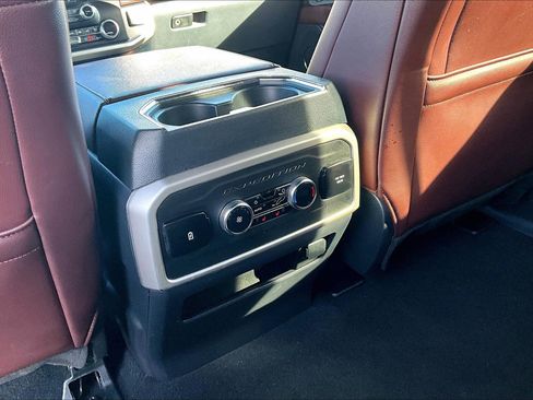 Used 2024 Ford Expedition Max Limited image 34