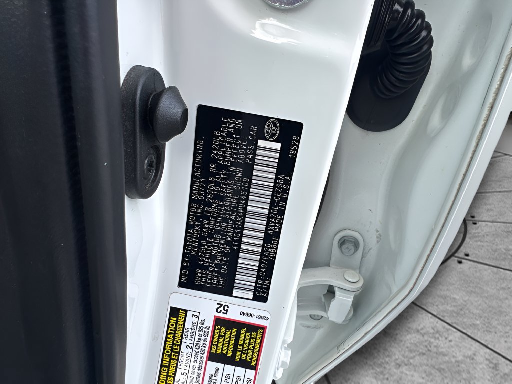 Used 2021 Toyota Camry SE FWD image 28