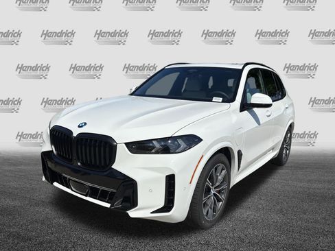 New 2026 BMW X5 xDrive50e w/ Executive Package AWD/4WD image 7