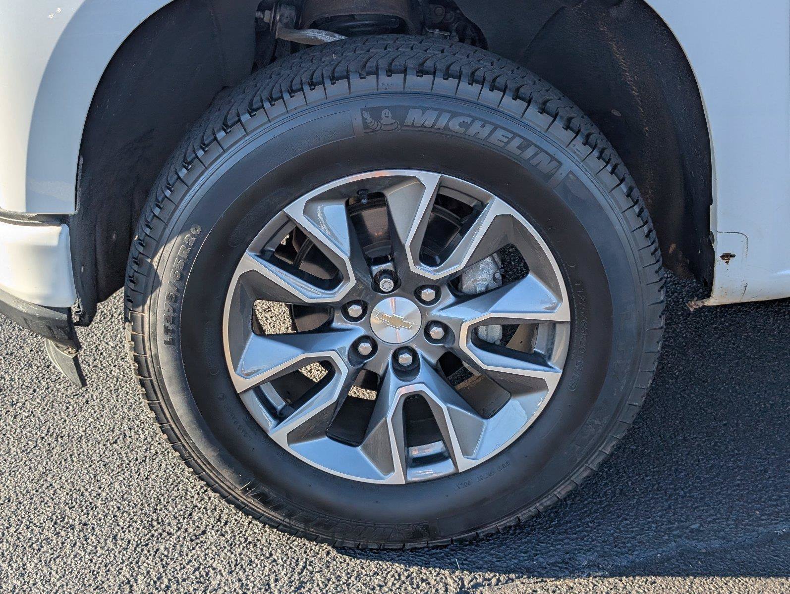 Used 2021 Chevrolet Silverado 1500 RST AWD/4WD image 11