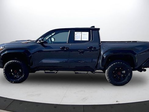 Used 2025 Toyota Tacoma TRD Pro image 6